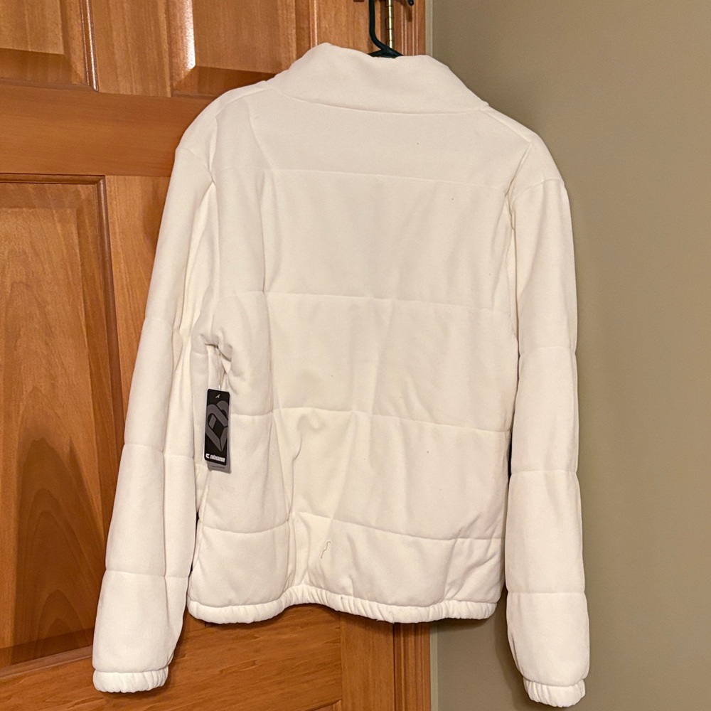 Colosseum White Corduroy Puffer Jacket with Red IU Emblem - Picture 7 of 7